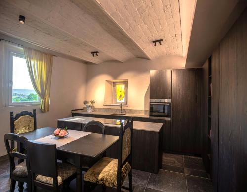 кухня, Borgo Elissa Country Relais in Чертальдо