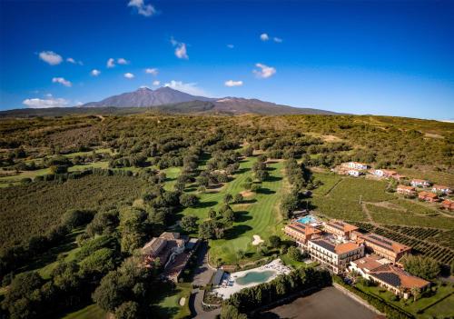 Picciolo Etna Golf Resort & Spa, Curio Collection by Hilton Hotel de charme Malvagna