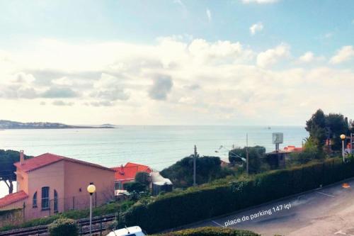 Appartement vue mer proche plage de Renécros - Location saisonnière - Bandol