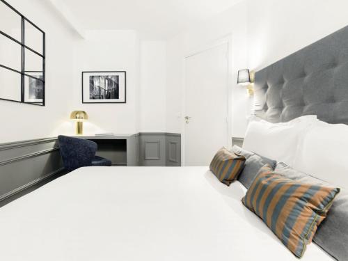 Luxury 3 Bedrooms Le Marais I by Livinparis - image 41