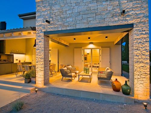  Villa Mia in Šivati