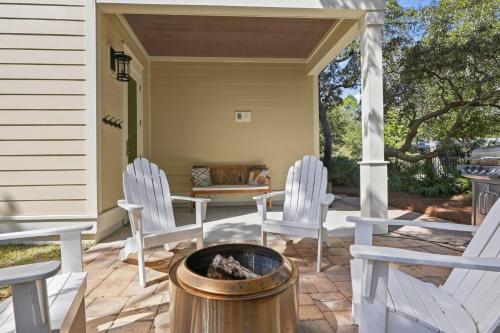 Lovely Day 30A in Inlet Beach (FL)