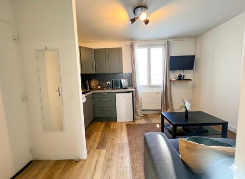 Doux Pavillon- LAstra -10min Disney-Free Parking in 比西聖喬治