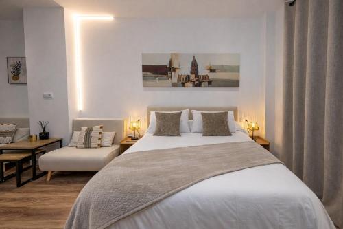 Lujoso Apartamento Boutique a 100 m Plaza Mayor-Resogar