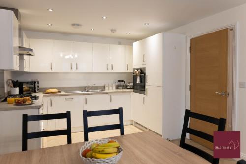 Facilities, Hook Three Bed Flat Parking in Hart