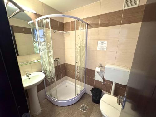 Hotel Azur – Eforie Nord, CA