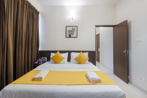 Hotel N D S Comforts – Bangalore, MN