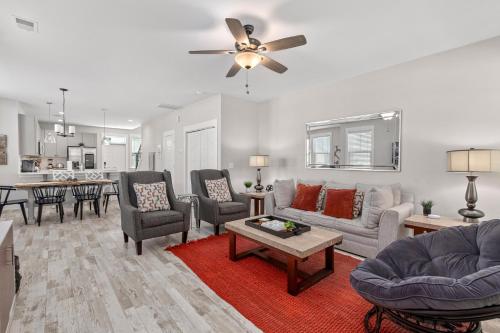 Creekside Bungalow Park Circle 15m dtwn CHS in Charleston, USA
