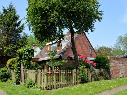 Comfortable Holiday Home in South Holland near the Forest