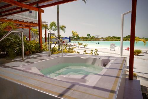 Hot tub, Baia Kristal Apartamento in Punta de Canoa