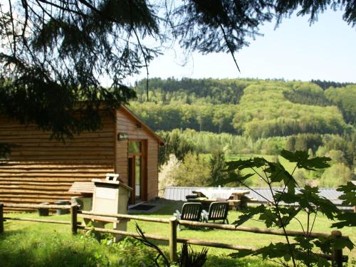 Cosy holiday home with garden in Walscheid - Location saisonnière - Walscheid