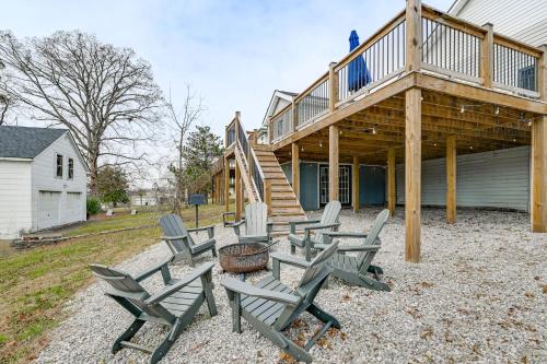 Lake Days & Fireside Nights! Updated Burnside Home in Burnside (KY)