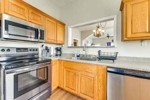 Lake Days & Fireside Nights! Updated Burnside Home in Burnside (KY)