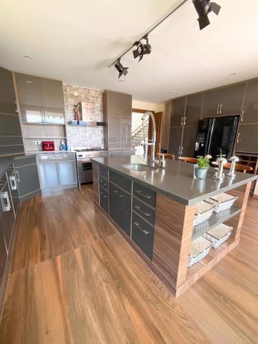 Villa Meg with Private Pool, Sauna Jacuzzi in Bartin