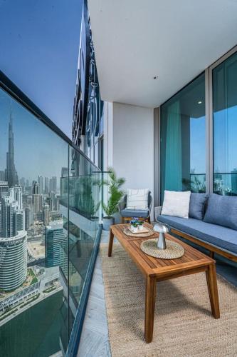 48th Floor Luxury 1BR Burj View Business Bay - image 7