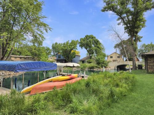 My Okoboji Cottage - 1113 Harpen Street, Wahpeton in West Okoboji (IA)
