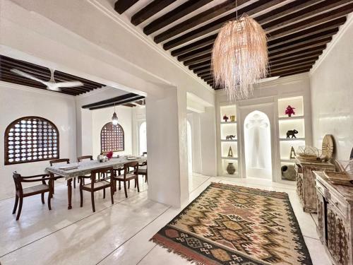 Wimbi House Luxury in Shela with Rooftop Pool in 라무 아일랜드