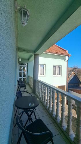 Erika Panzió (Erika Panzio) in Ghiduț