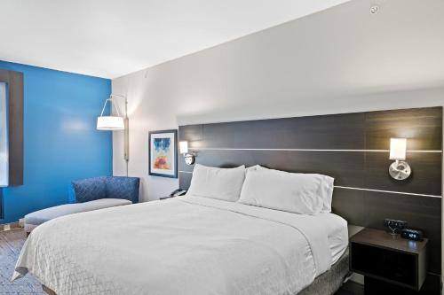 Holiday Inn Express & Suites White Hall an IHG Hotel - image 42