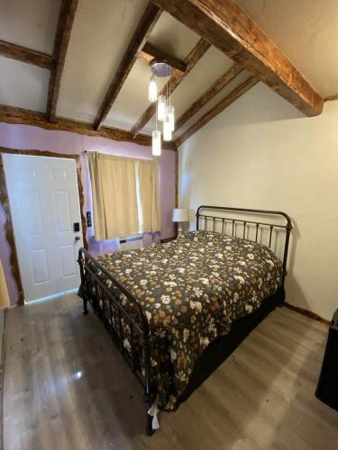 . Manzanita Suite