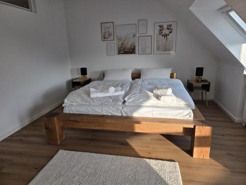 Helle, zentrumsnahe und komfortabel 2-Zimmer Wohnung in Düsseldorf, Deutschland