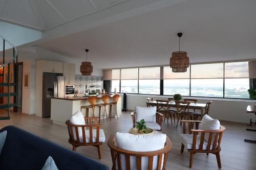 Attractive Penthouse in Isla Verde – khách sạn tại Parque Isla Verde