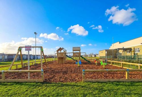兒童遊樂場, Sun, Sand & Sheppey The Ultimate Escape in 伊斯特徹奇