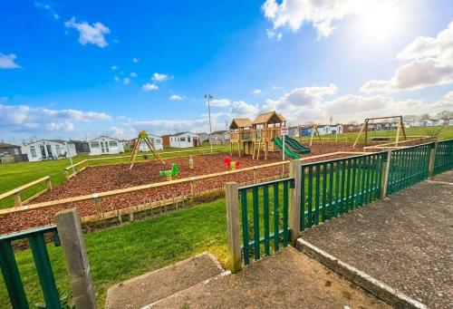 兒童遊樂場, Sun, Sand & Sheppey The Ultimate Escape in 伊斯特徹奇