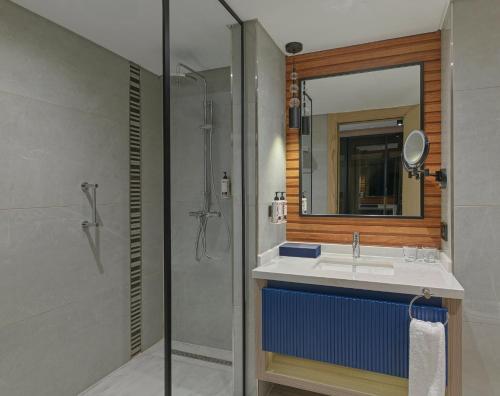 room detail thumbnail 1