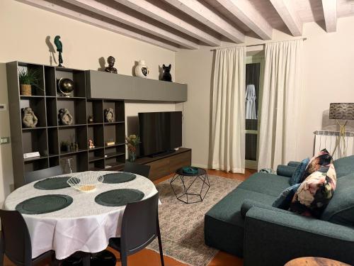 Giulia's Home