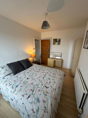 Spacious Bournemouth Apartment – khách sạn tại Phường Queen's Park