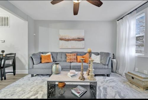 Modern Cozy 3-Br, 2 Bth House – khách sạn tại Anacostia