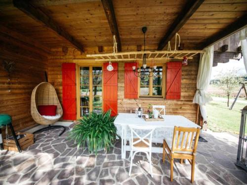 Balkons/terase, Feistritz Berg und See in Feistritz ob Bleiburg