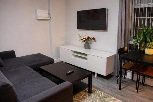 Birmingham Central Luxury Suites, Бирмингем
