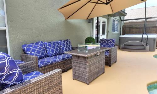 Oviedo Escape- Heated Pool & Hot Tub in 奧蘭多東部