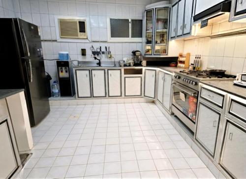 Your Home In Riyadh Hostel in Riyadh