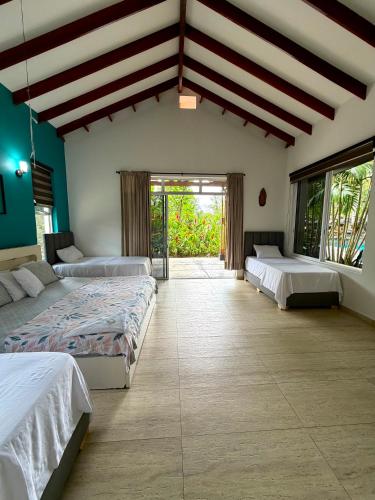 Villa de lujo con piscina de ensueno in La Palmera