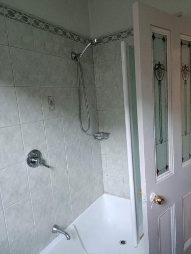 Fully furnished aircon room ready to move in 5min to train station in Dél-kelet
