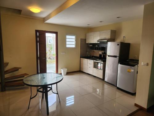Cucina, Appartement duplex F2 in Kone