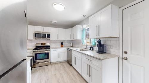 Peaceful retreat in quite neighborhood in Glendale