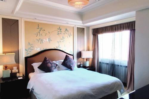 Ramada Plaza Tianlu Hotel Room Type - Club Suite