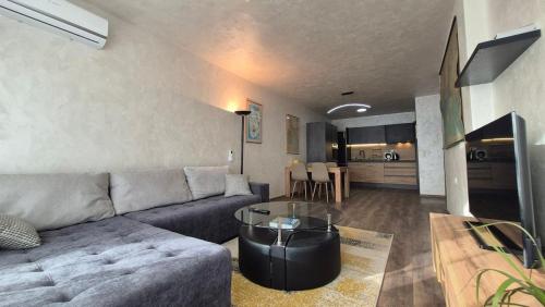 Comfortable home Two-bedroom apartment near the center in Panagyurishte