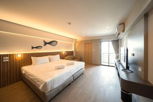 room detail thumbnail 0