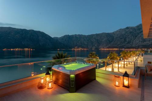 Hyatt Regency Kotor Bay Resort Room Type - 3 BEDROOM APARTMENT WITH HOT TUB PREMIUM