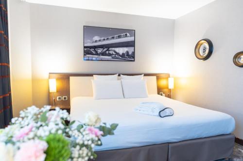 hotel photo