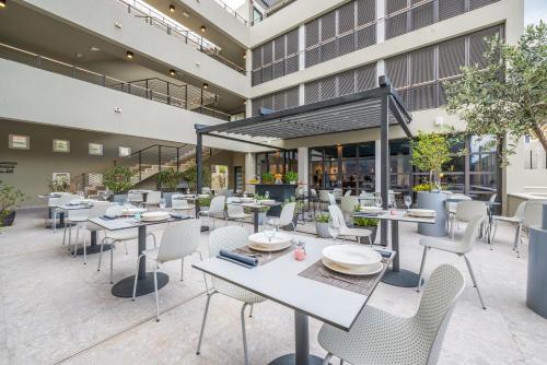 Restaurant, Hotel Nestos in Duce