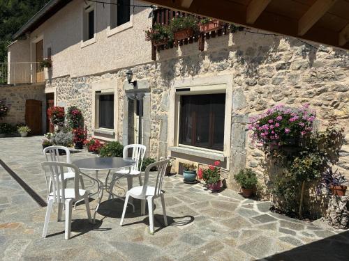 Létesítmények, Le Rocher des Ducs, appartement, cour privative, abris voiture in Le Glaizil