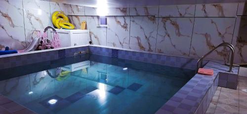 Shower, Ayanchin Hotel in Ulaanbaatar
