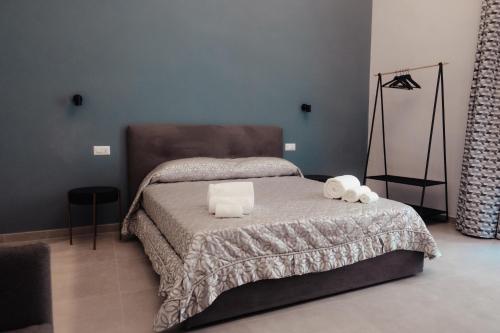 GuestHost - Maison Vittoria Comfortable Studio Apartment and Room 3