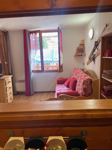 Studio cabine pied des pistes avec balcon à Valfréjus